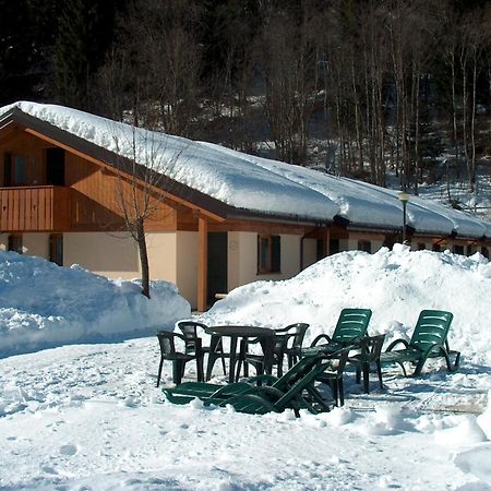 Chalet Presanella Temù Exterior foto