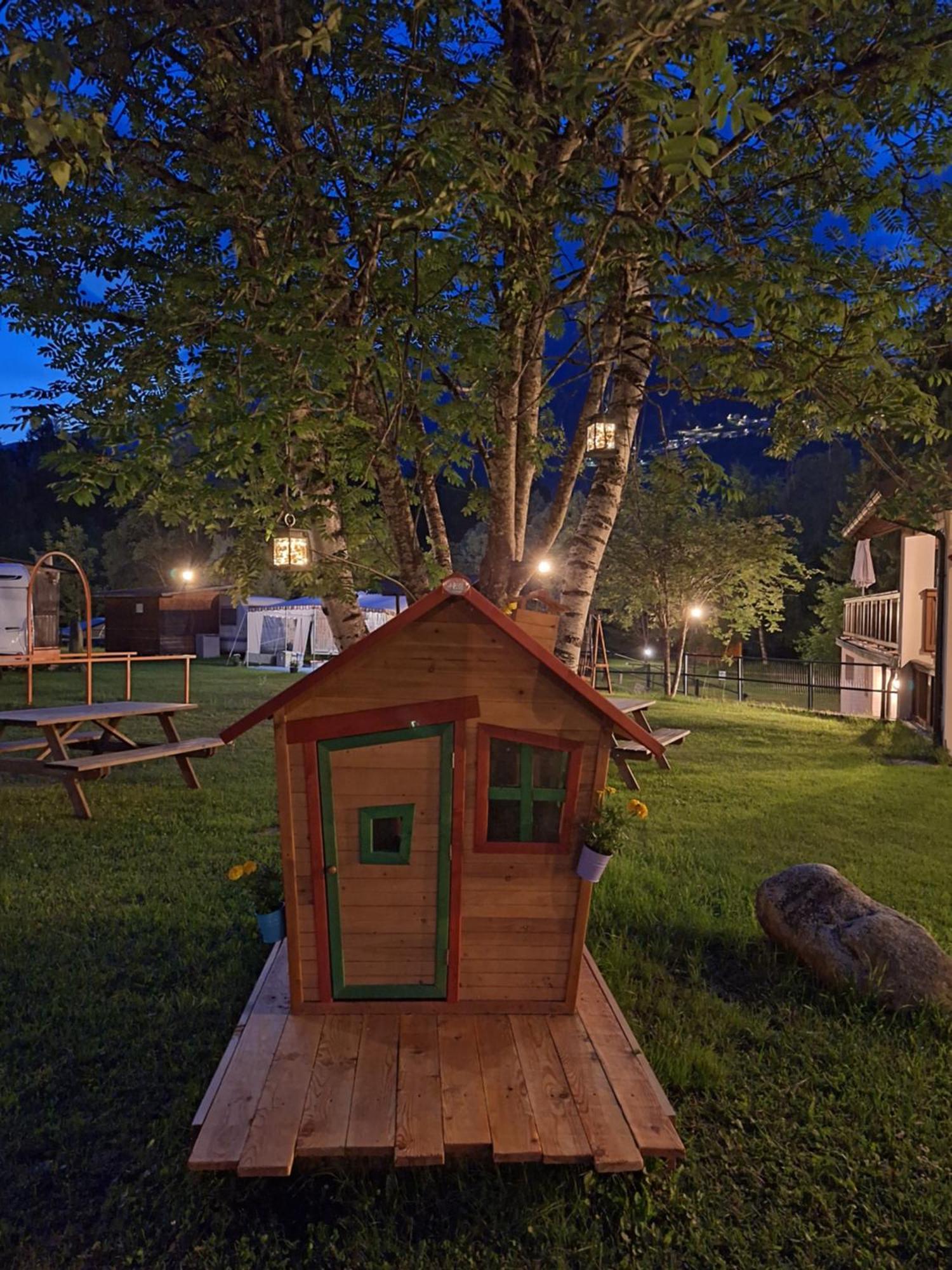Chalet Presanella Temù Exterior foto
