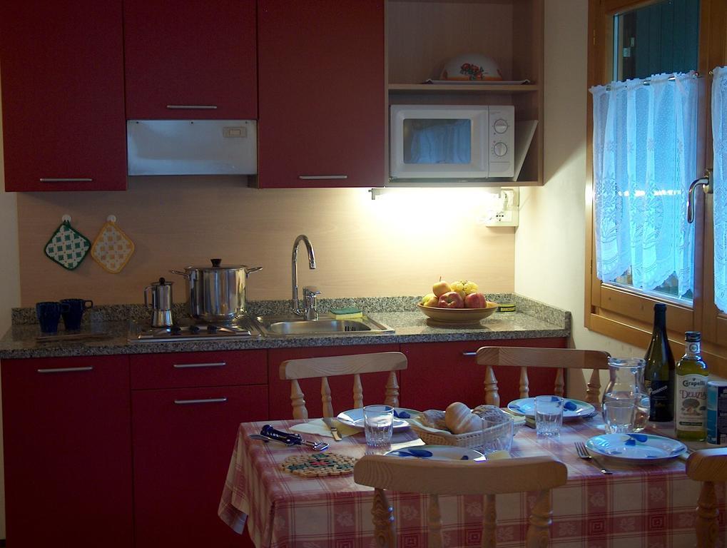 Chalet Presanella Temù Cameră foto